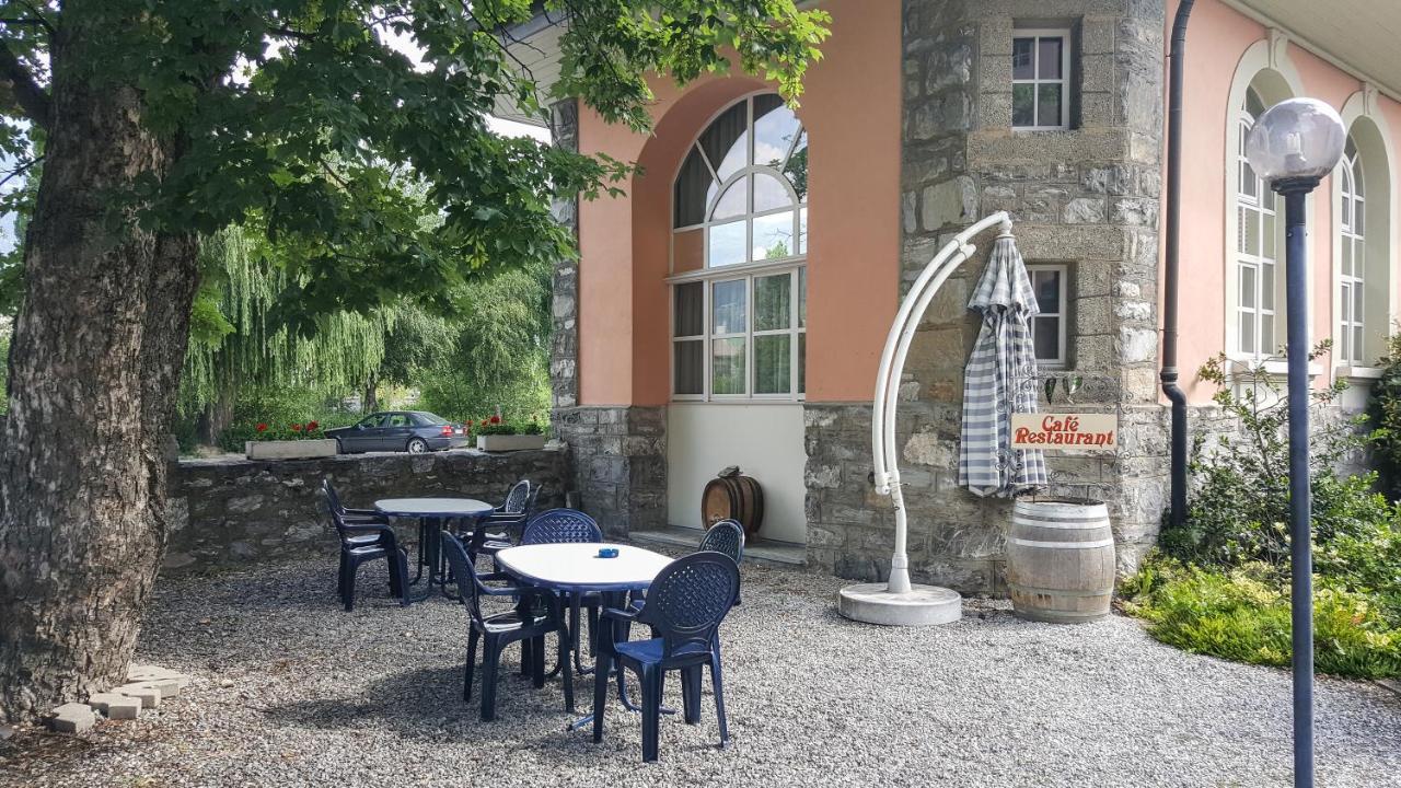 Hotel Les Berges Chippis Exterior photo
